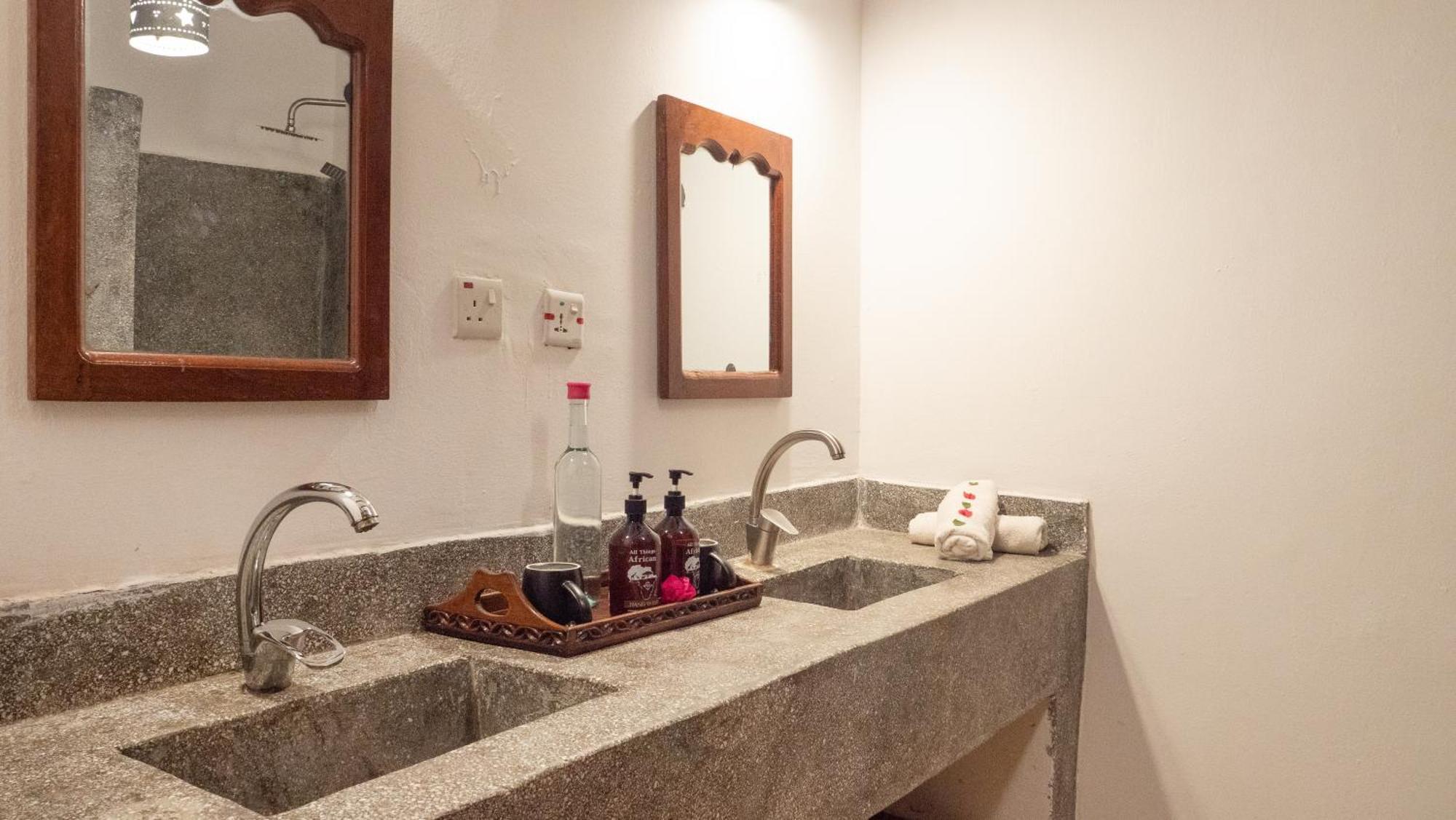 גאמביאני Raha Lodge Zanzibar Boutique Hotel מראה חיצוני תמונה